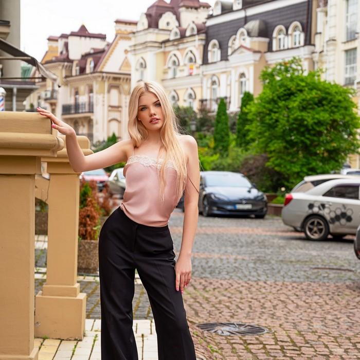Nice girl Anna, 18 yrs.old from Kyiv, Ukraine