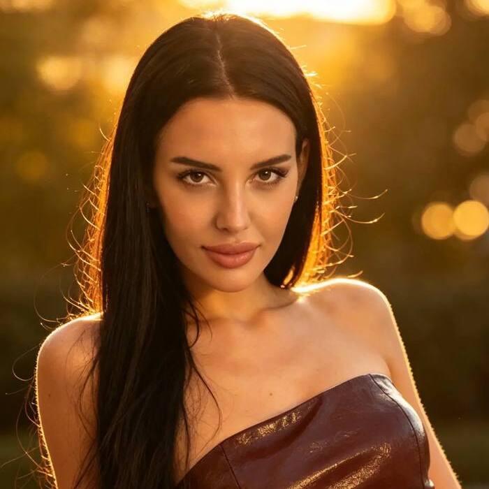 Amazing bride Polina, 25 yrs.old from Eastern Europe