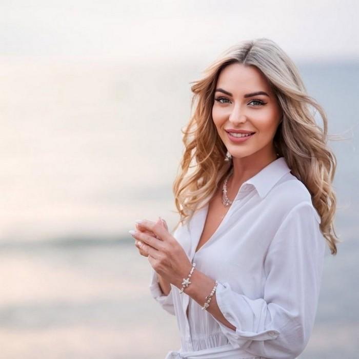 Amazing girlfriend Alexandra, 33 yrs.old from Valencia, Spain