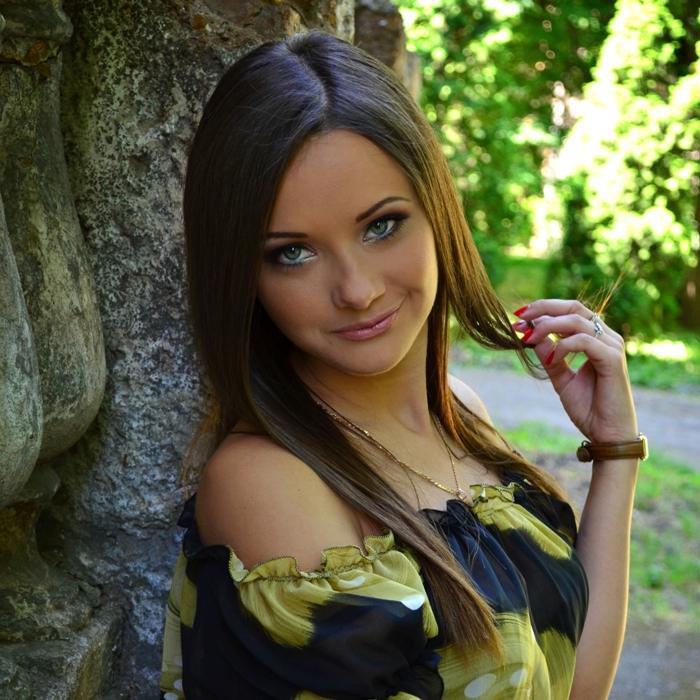 Amazing wife Yana, 36 yrs.old from Odessa, Ukraine