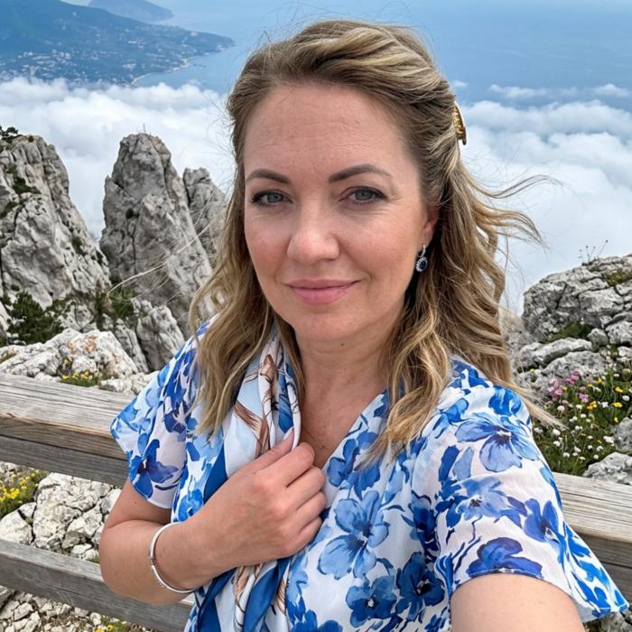 Hot wife Svetlana, 44 yrs.old from Simferopol, Russia